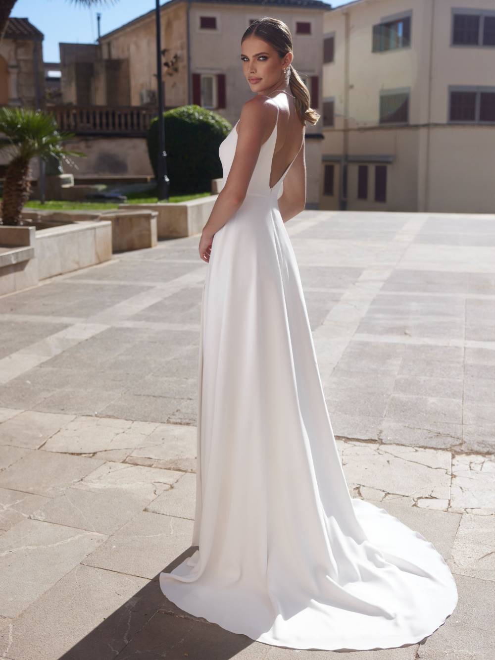 bianco-evento-bridal-dress-adelina-_2_